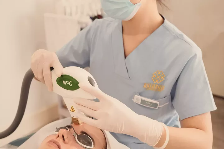 How Long Does IPL Treatment Last? Understanding Longevity & Maintenance